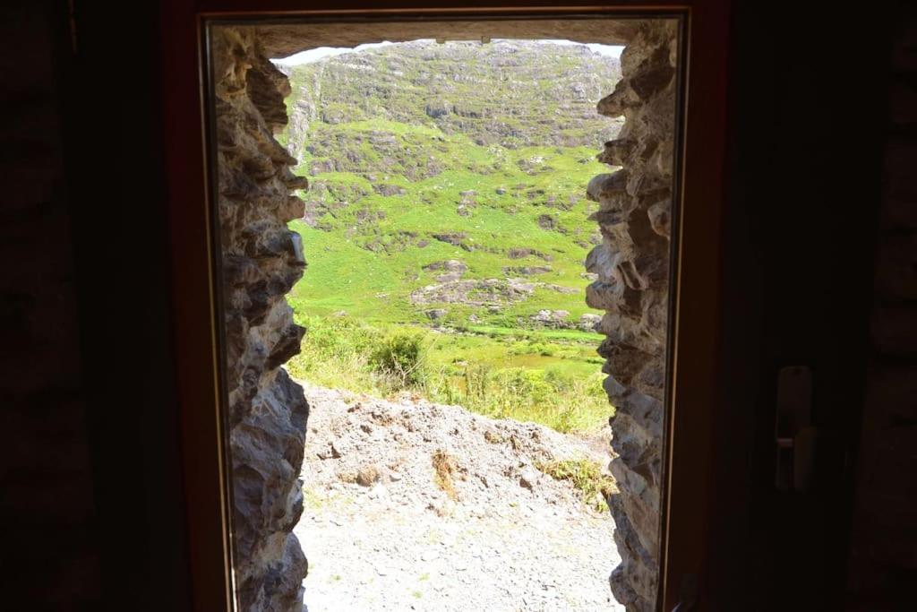 Secluded Cottage Nestled In The Beara Peninsula Cill Airne Kültér fotó